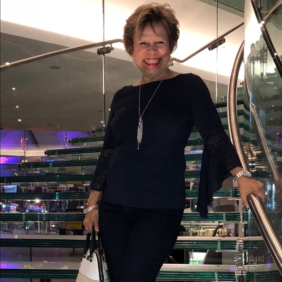 Meet your Posher, Princess Maria🌻 - Picture 2 of 3